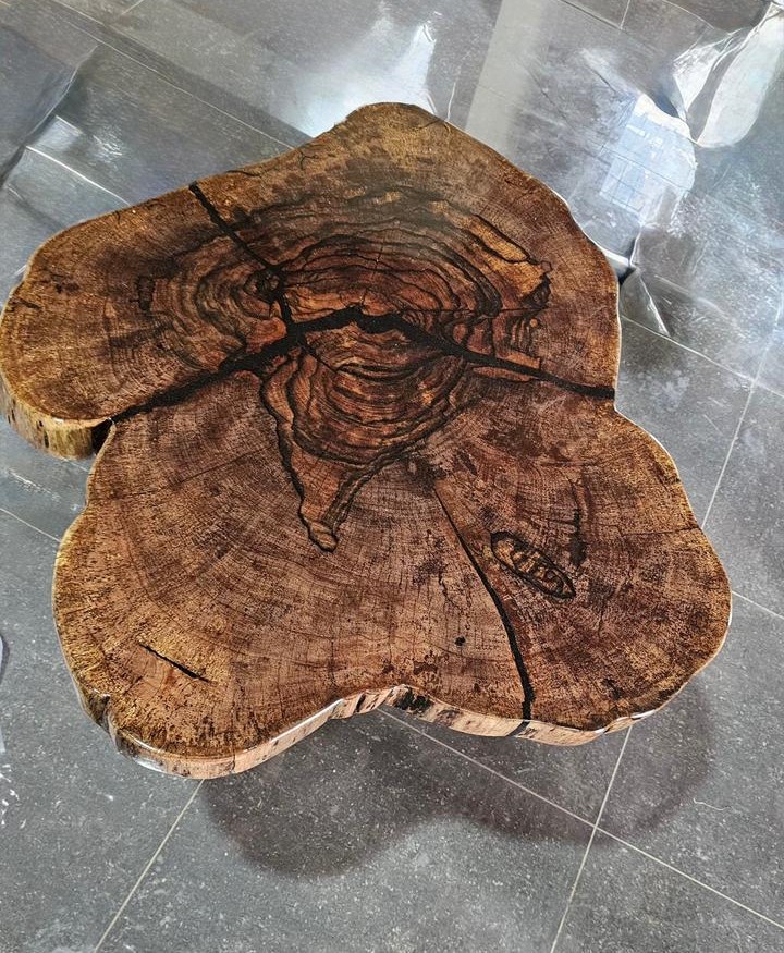 Meja epoxy resin model 12